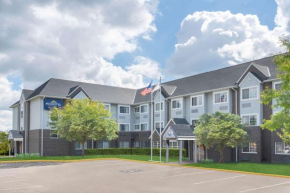 Отель Microtel Inn & Suites by Wyndham Eagan/St Paul  Мендота-Хайтс
